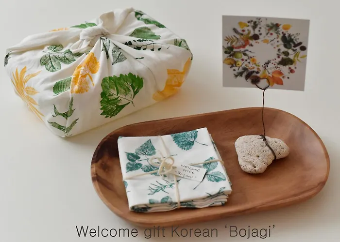 Apartamento Hongdae Station ,10 Minutes On Foot,cozy House With Artistic Sensibility *
